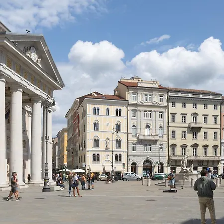 Gasthuis 9 Stanze - Boutique Triëst