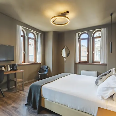 Vendégház 9 Stanze - Boutique Trieszt