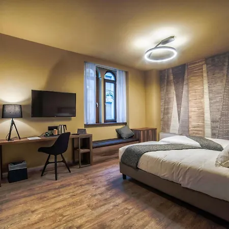 Vendégház 9 Stanze - Boutique Trieszt